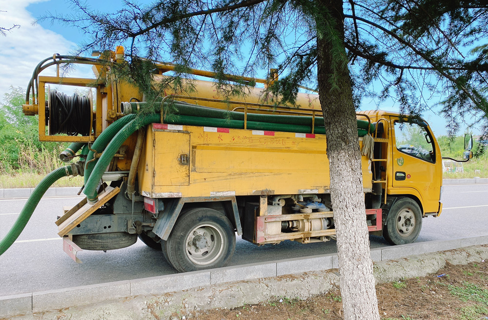 283大树根清洗抽粪车